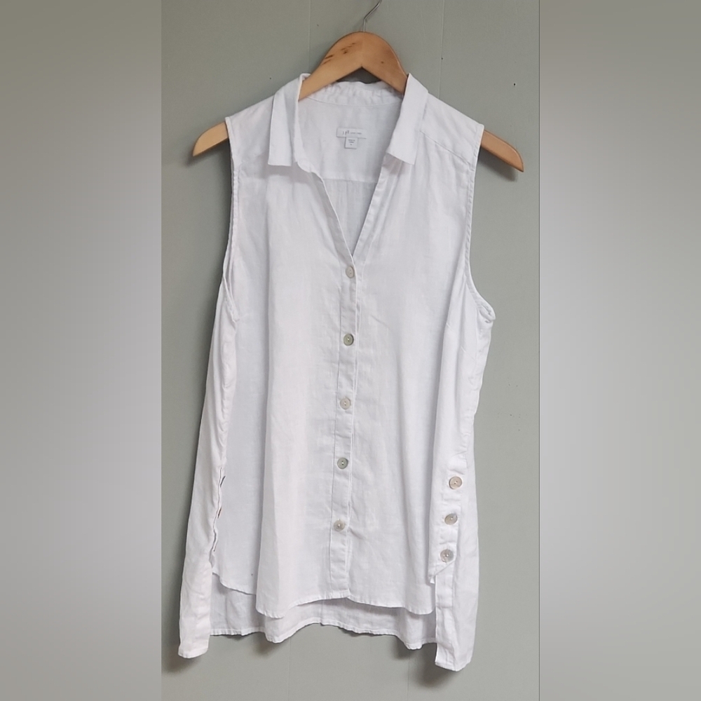 J. Jill Love Linen. 100% Linen Size L. White High Low. Sleeveless.  Button Sides